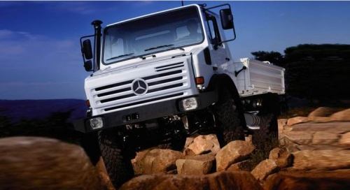    除了乌尼莫克(unimog)之外,梅赛德斯•奔驰还