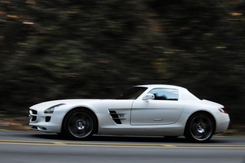 奔驰SLS AMG