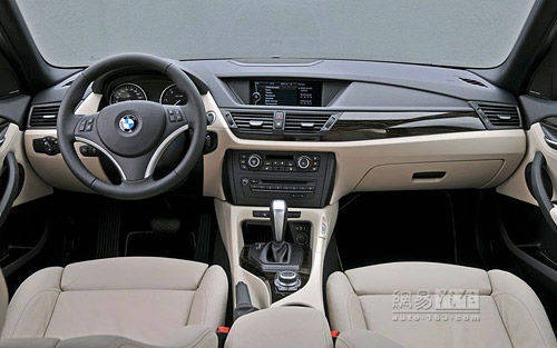 试驾2011款宝马X1 xDrive28i