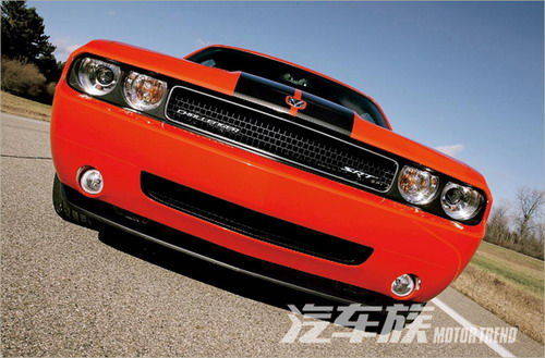 道奇Challenger SRT8