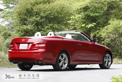 20秒内的喜悦 雷克萨斯推新款is250c跑车