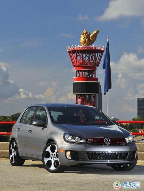 试驾高尔夫GTI