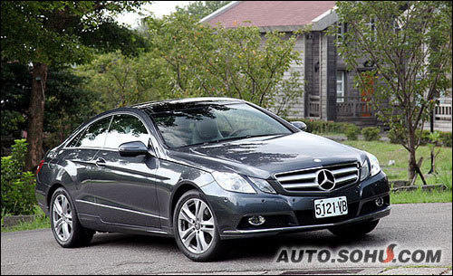 奔驰E350 Coupe