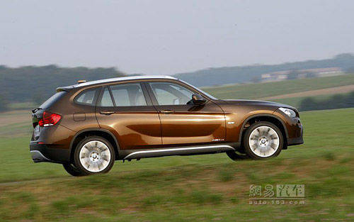 试驾2011款宝马X1 xDrive28i
