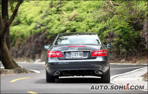 奔驰E350 Coupe