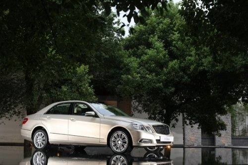 奔驰E300