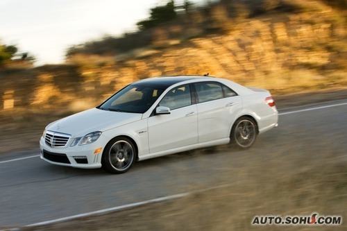 奔驰E63 AMG