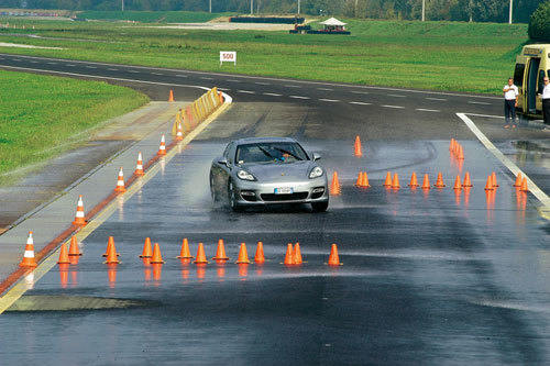 保时捷Panamera Turbo