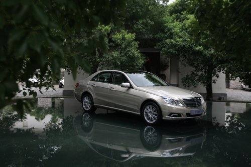 奔驰E300