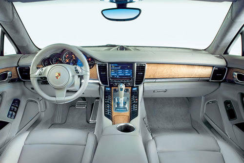 保时捷Panamera Turbo