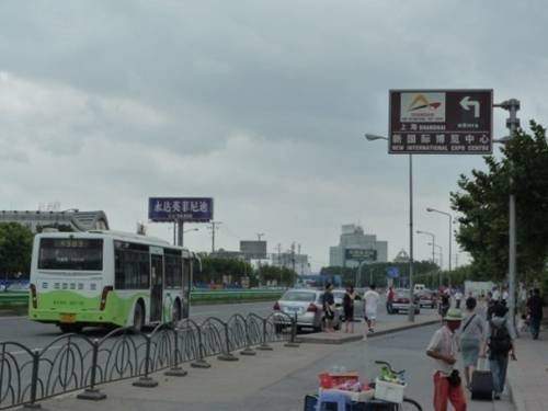 如果搭乘大桥五线,六线,东川线,申庆线,杨祝线,方川线,沪施线,申江线