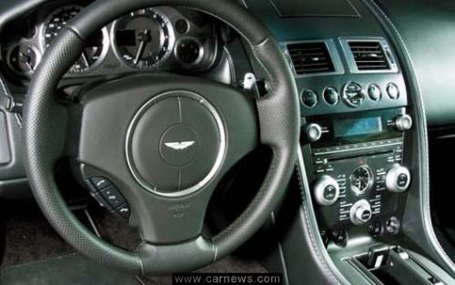 阿斯顿马丁Vantage V8/DB9/DBS三杰登场