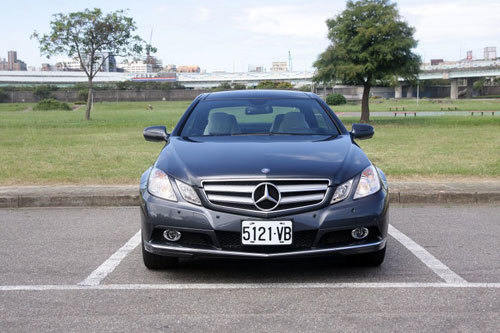 试驾奔驰E-Coupe 350