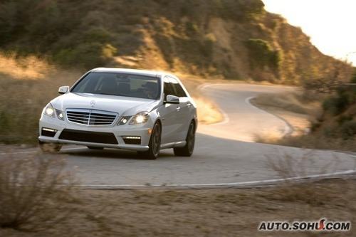 奔驰E63 AMG