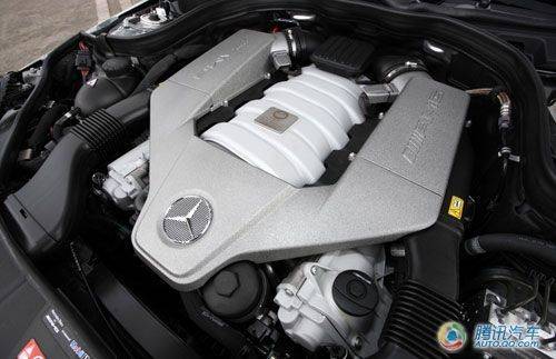 试驾奔驰E63 AMG
