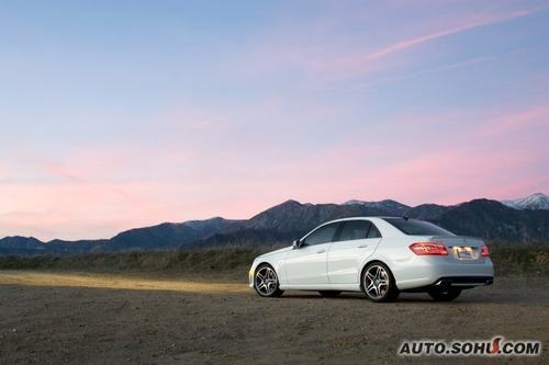 奔驰E63 AMG