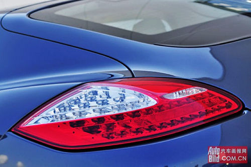 保时捷Panamera 4S
