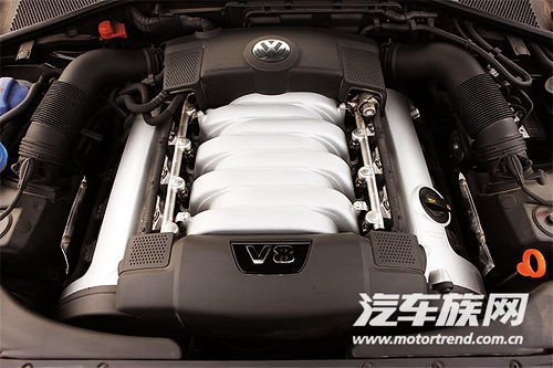 试驾大众辉腾V8定制版