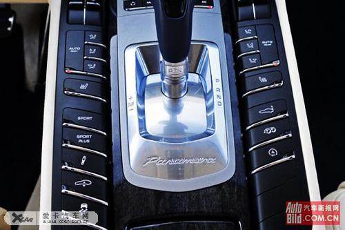 保时捷Panamera 4S