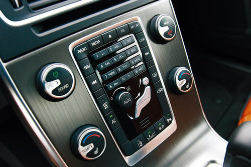S60