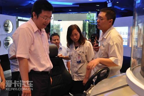 江南春参观好帮手展厅