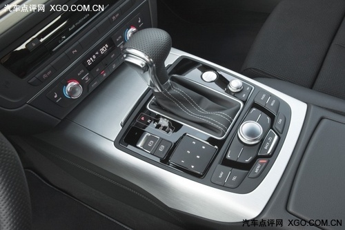 奥迪A6
