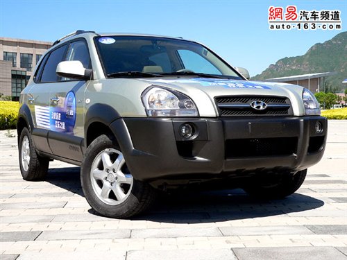 图个轻松休闲制胜 试驾国产途胜2.7V6 汽车之家