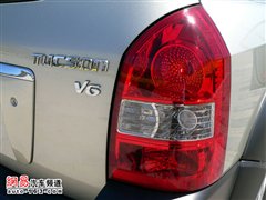 图个轻松休闲制胜 试驾国产途胜2.7V6 汽车之家