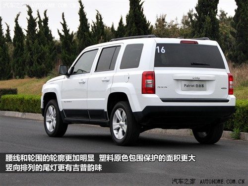 jeep吉普 jeep吉普 自由客 2011款 基本型