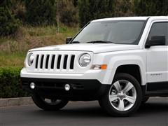 jeep吉普 jeep吉普 自由客 2011款 基本型