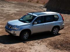 汽车之家 东风日产 奇骏 2.5l xl mt 4wd