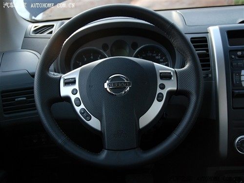 汽车之家 东风日产 奇骏 2.5l xv cvt 4wd