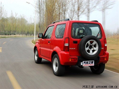 大孩子的玩具！测试铃木吉姆尼1.3自动 汽车之家