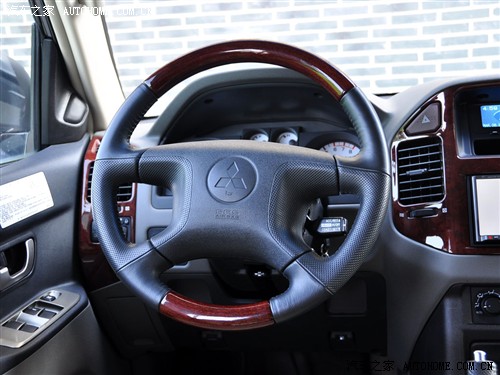 汽车之家 长丰汽车 长丰帕杰罗 v73 3.0gls mt