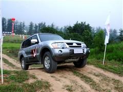 汽车之家 长丰汽车 长丰帕杰罗 v73 3.0glx at