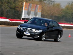 汽车之家 北京奔驰 奔驰e级 2010款 e300l 时尚型