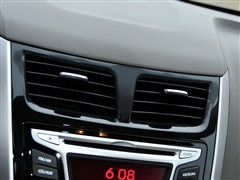现代 北京现代 瑞纳 2010款 1.6 gls at
