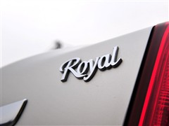 丰田 一汽丰田 皇冠 2010款 v6 2.5 royal 真皮导航版