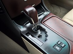 汽车之家 一汽丰田 皇冠 2010款 3.0 基本型