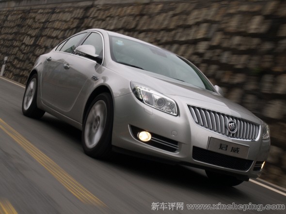 君威2.4SIDI