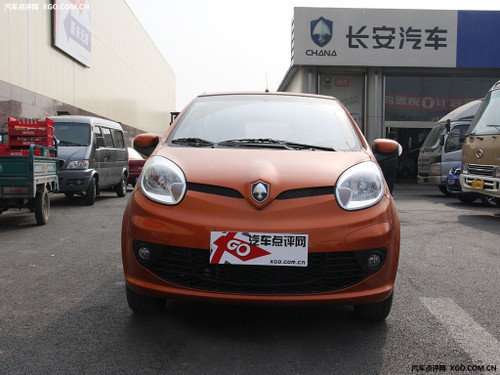 经济、时尚、实用 试驾长安奔奔MINI