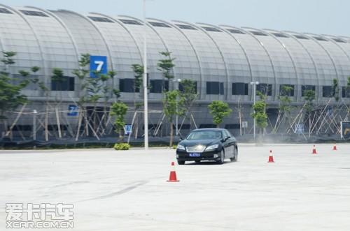 更多舒适 更高配置 试驾雷克萨斯ES240