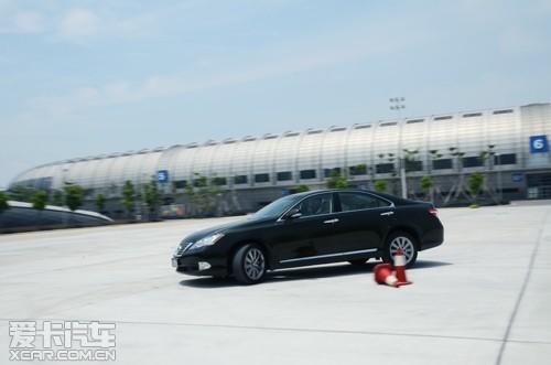 更多舒适 更高配置 试驾雷克萨斯ES240