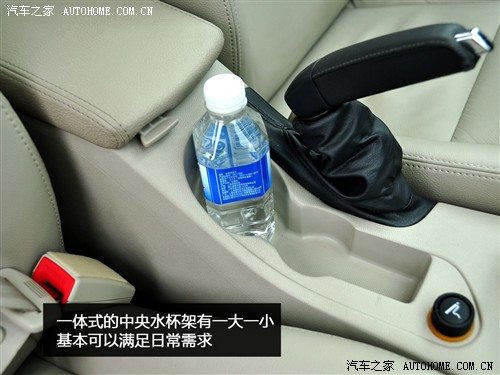 标致 东风标致 标致408 2010款 2.0l自动尊贵版