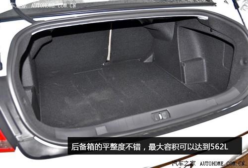 标致 东风标致 标致408 2010款 2.0l自动尊贵版
