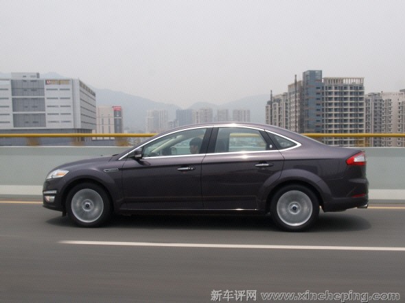 蒙迪欧致胜2.0T