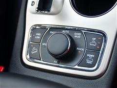 吉普jeep 吉普(进口) 大切诺基(进口) 2011款 基本型