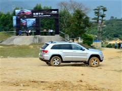 吉普jeep 吉普(进口) 大切诺基(进口) 2011款 基本型
