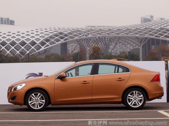 S60