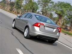 沃尔沃 沃尔沃(进口) 沃尔沃s60 2011款 2.0t 智尊版